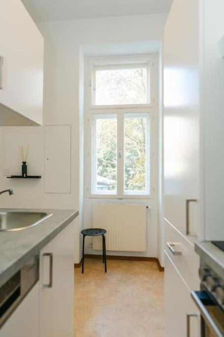 Homey 5 Min To Belvedere Apartamento *